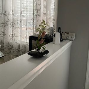 Meet your Posher, Hang ,